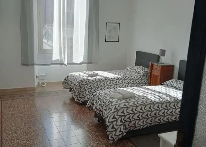 Апартаменты Breakfast At St Peter *